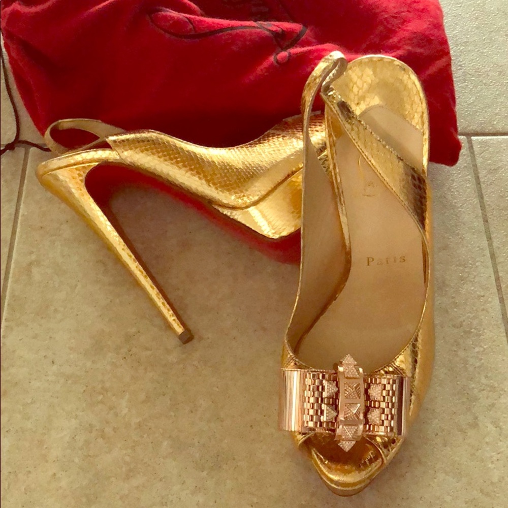 Shoes brand new